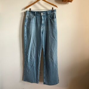 Hollister Ultra High Rise Wide Leg Jeans